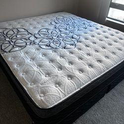 🟥King Size Pillow Top Mattress 12" Thick
