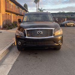 2012 Infiniti Qx56