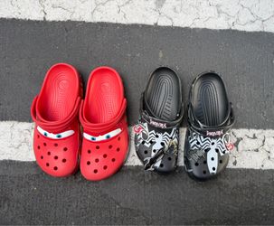 Spider-Man x Crocs Venom Classic Clog & Lightning McQueen Light Up Crocs Classic Clog Pixar Disney