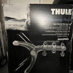 Thule Raceway Pro 3 rear-mounted bike rack. 
