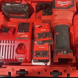 Milwaukee M18 All-Thread cutter