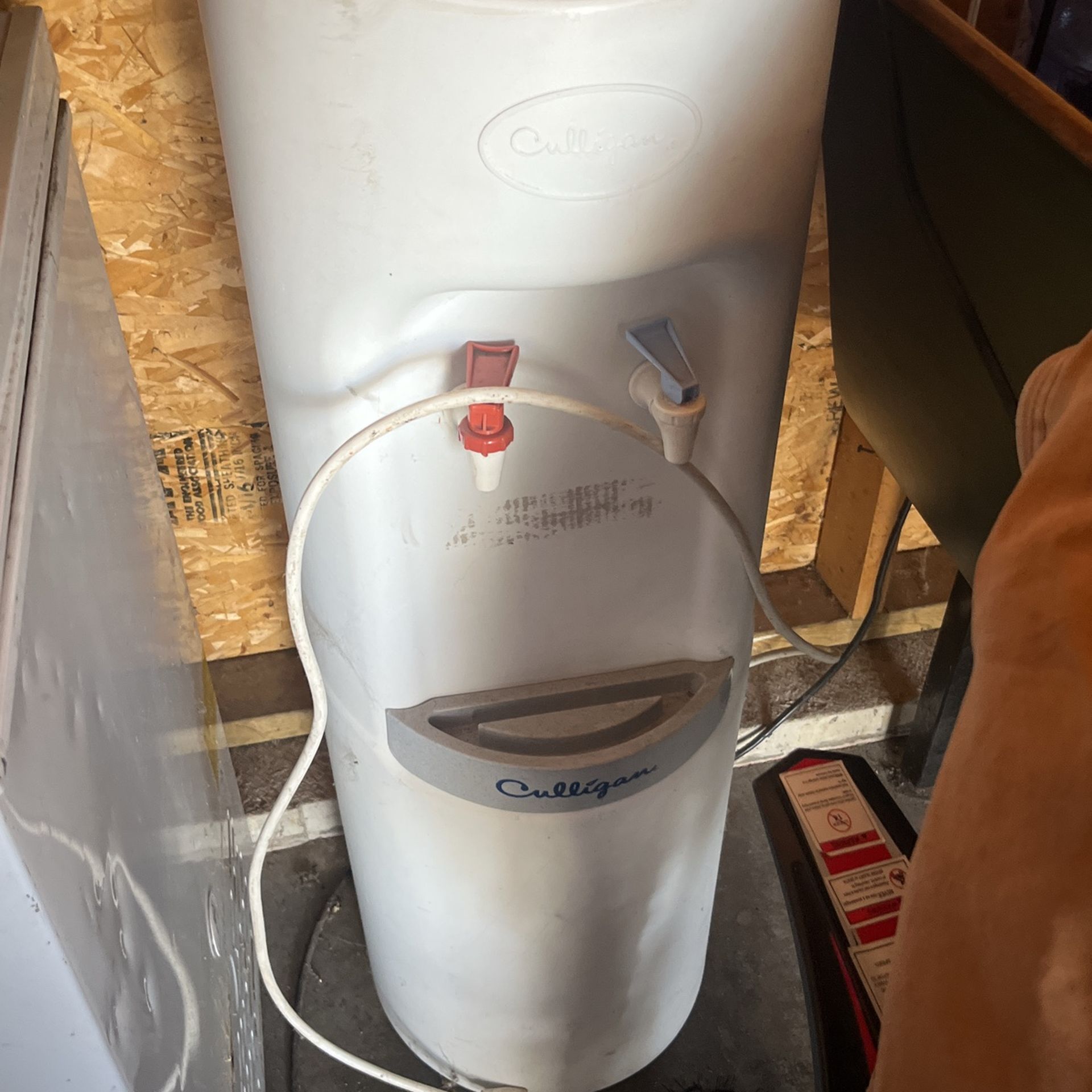 Water Dispenser