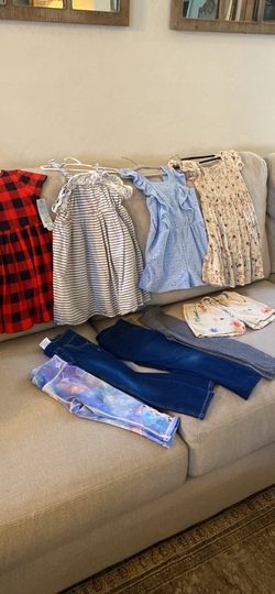Girls clothes (4T)