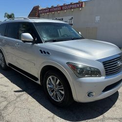 Infiniti Qx56 2011