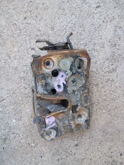 Passenger side door latch