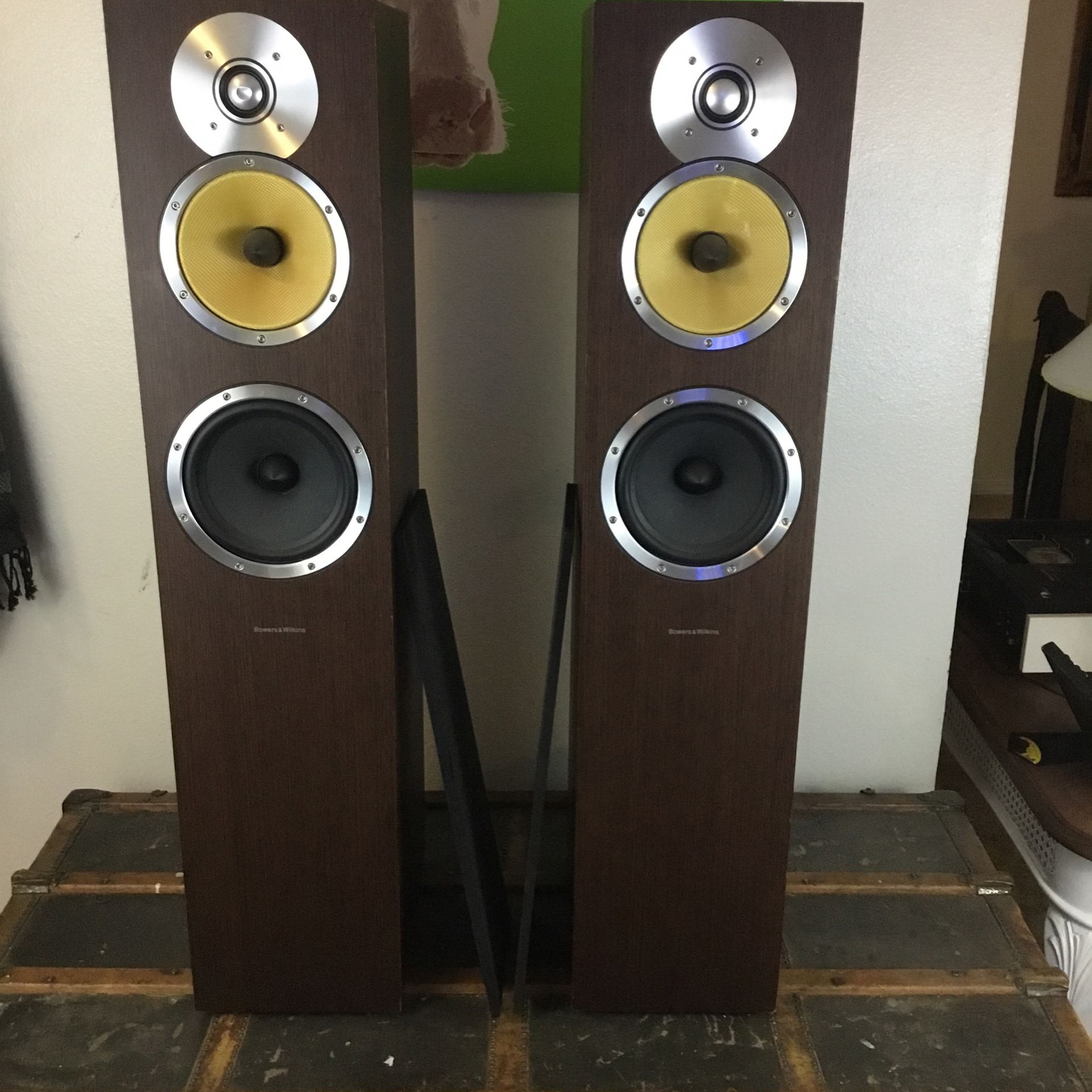 B&W Bowers & Wilkins CM 7 Tower / Floor / Stereo Speakers