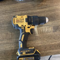 Dealt Hammer Drill + Battery $100 OBO