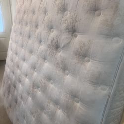 King Mattress W Box Spring