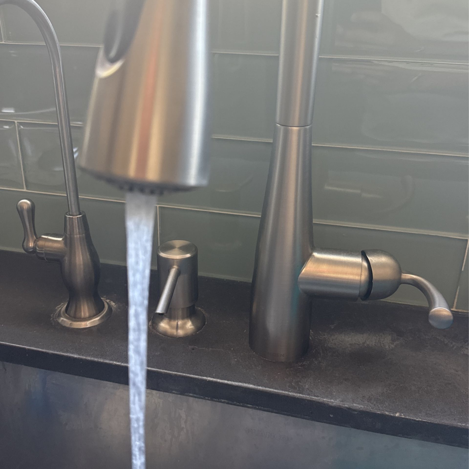 Moen Kitchen Sink Faucet With Touch Sensor