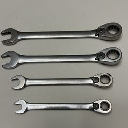 Lot of 4-Blue Point 12-Point Reversible Ratcheting Combination Wrench 