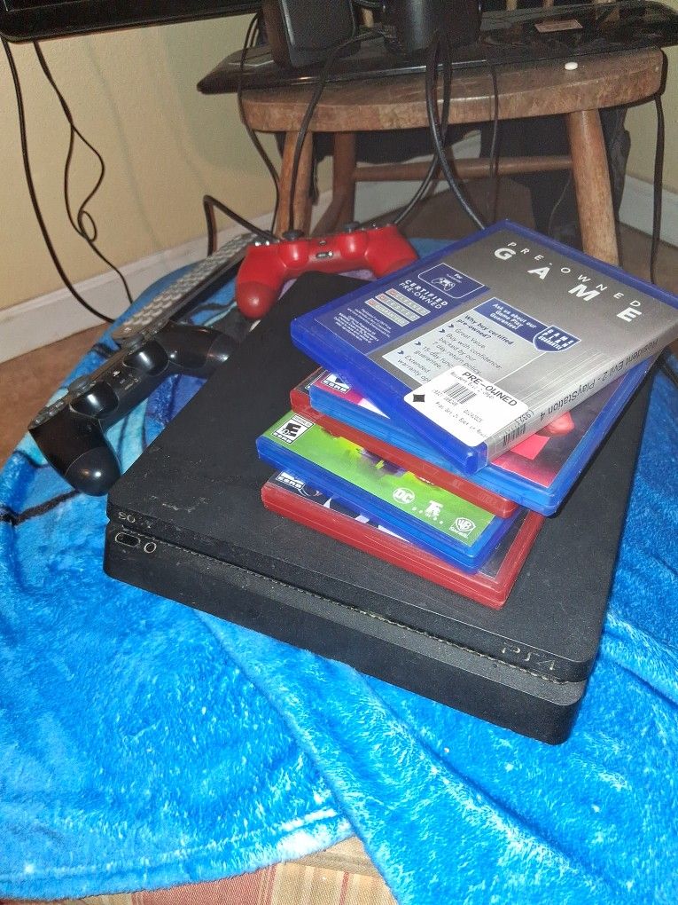 PS4