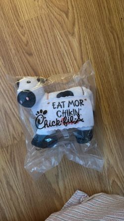 New Chick-Fil-A cow plush!