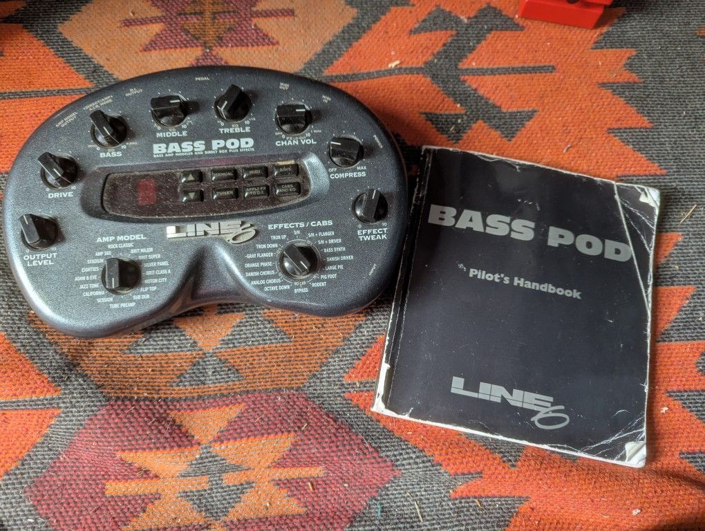 Line 6 Bass Pod