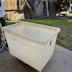 Laundry Or Trash Cart Basket