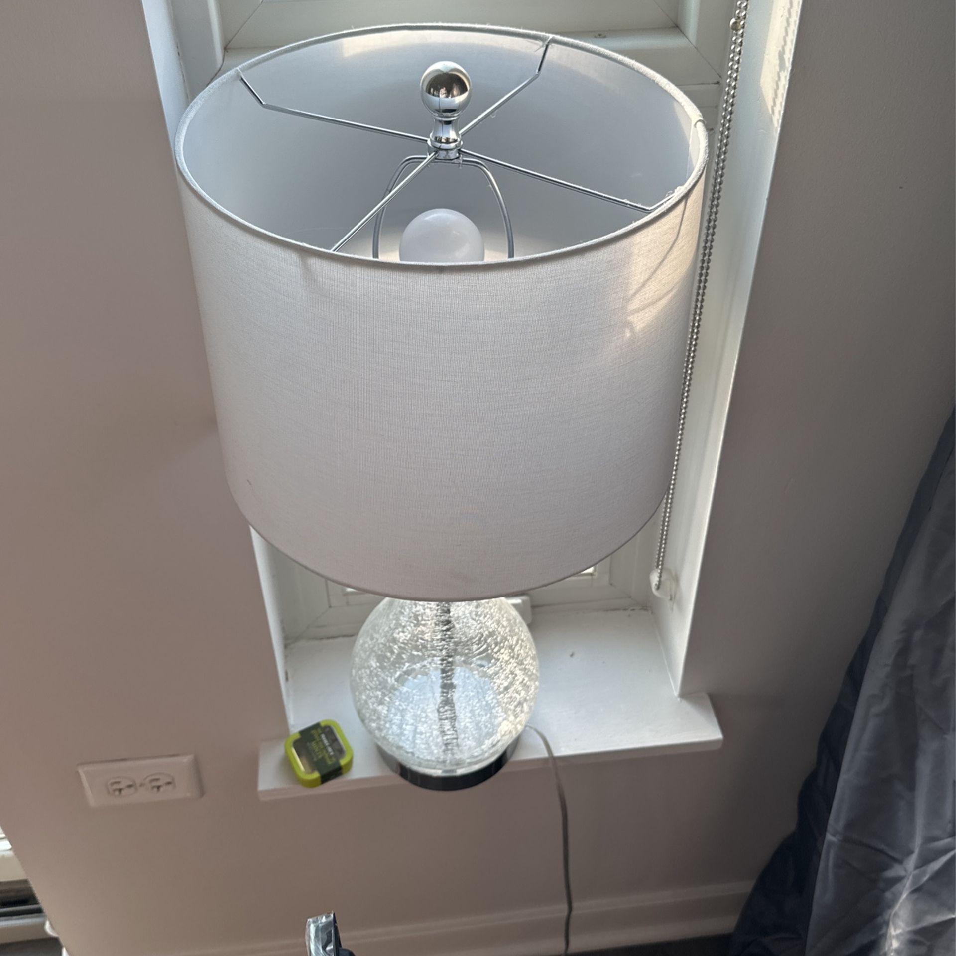 desk lamp