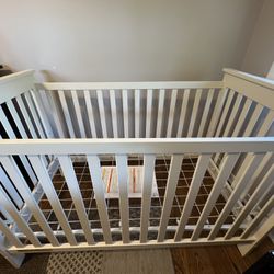 Delta Baby Crib With Mattress