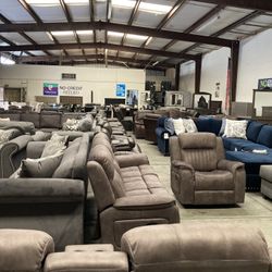 Bakersfield Direct Furniture Warehouse. Locally Owned And Operated Since 2006. Please Read Description.