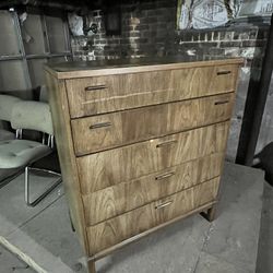 Dresser For Sale 