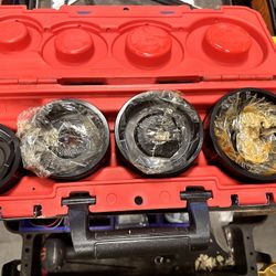 Milwaukee Conduit Punch Out 