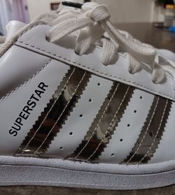 Women's metallic silver 3 stripes Superstar metallic Adidas sneakers