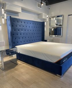 King Bed Frame // Financing Available 