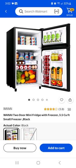 Mini fridge with freezer