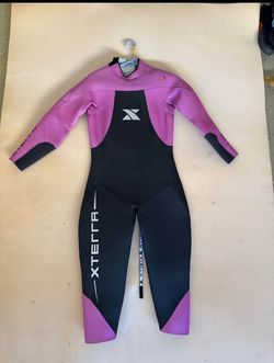 X Terra women’s swimming wetsuit, XL, used once, runs small
