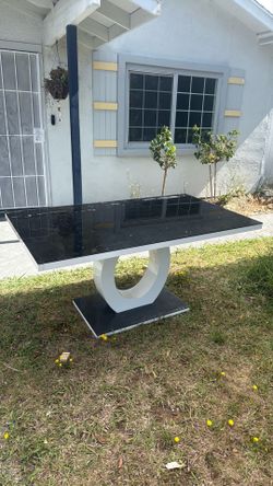 Free table