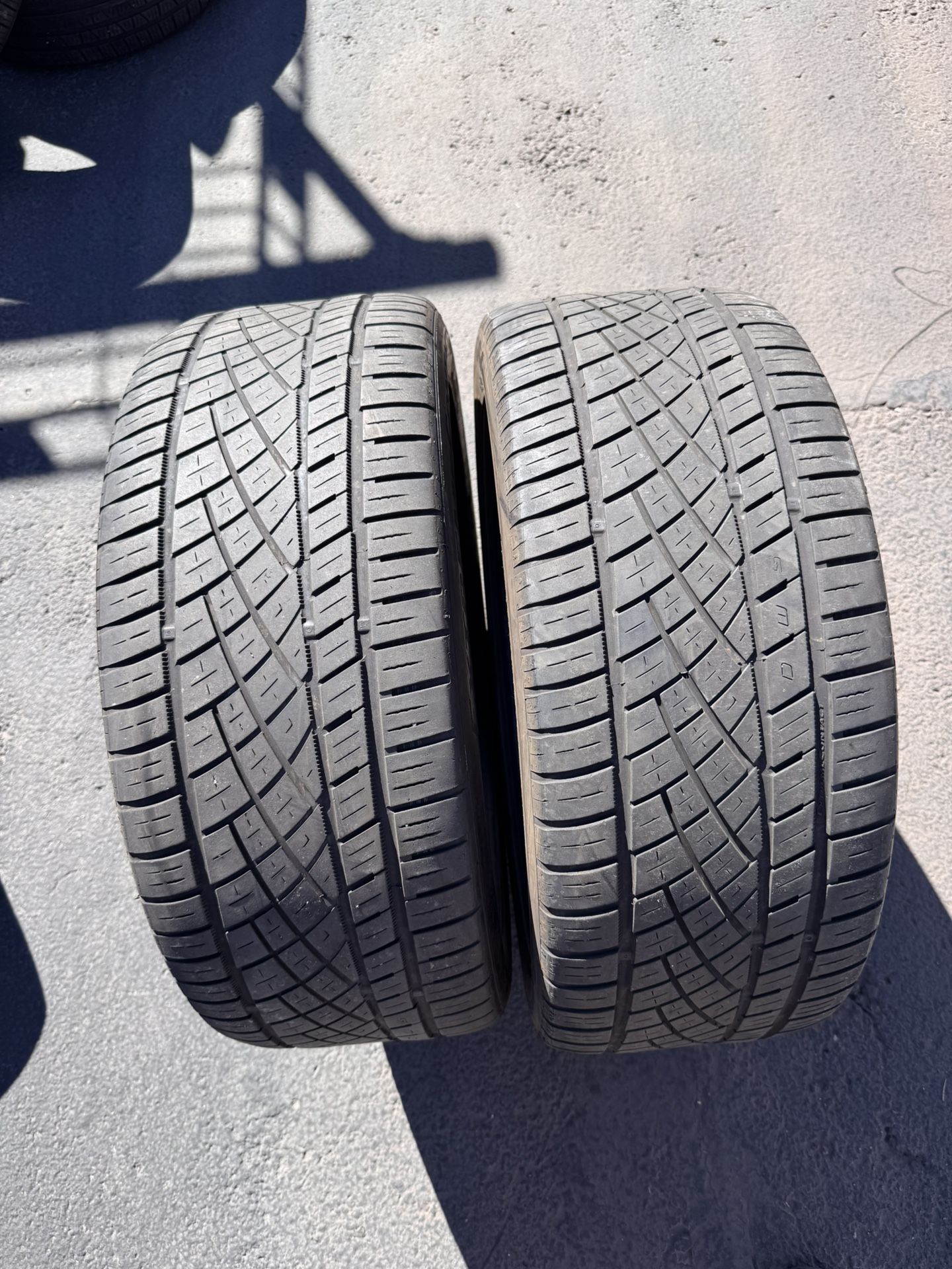 Pair (2) 255 45 20 Continental ExtremeContact DWS 06 Plus tires 50%