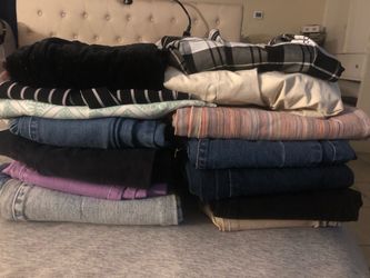 Mixed Lot of Women's Clothing