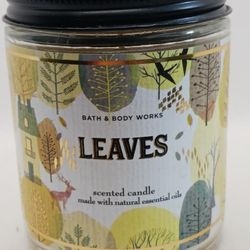Bath And Body Works 7 Oz Candle Leaves 