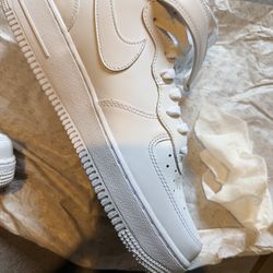 High top Air Force's size 9 men's