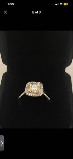 Amazing 2 CT Moissanite Sterling silver ring engagement ring