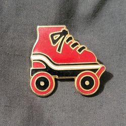 Vtg Retro Rollerskate Lapel Pin 