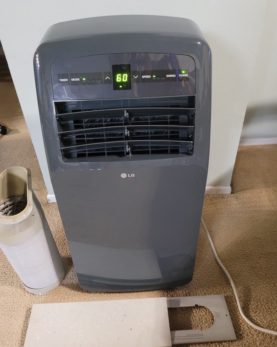 12000 BTU Portable AC Made By LG And Very Clean Unit