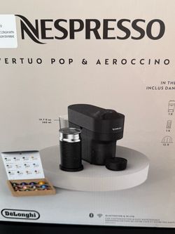 Nespresso vertuo pop, aeroccino y cuatro tasas de Cristal