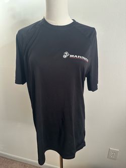 NEW US Marines T -shirt