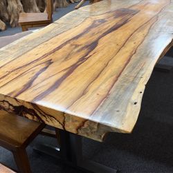 ✨ LiveEdgeTamarindTable ✨