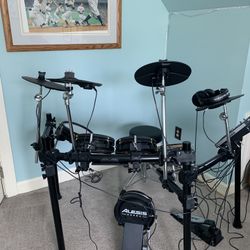 Alesis 10 Piece Electric Drum Kit