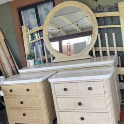 Gorgeous Fairmont Designs King Bedroom set