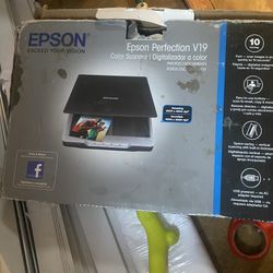 Brand New Scanner Perfection v19 Never Used 