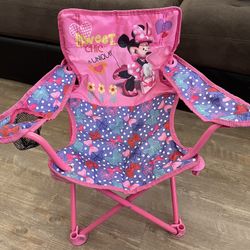Minnie mouse fold chair 