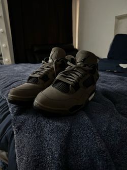 Air Jordan 4 Retro Sneakers