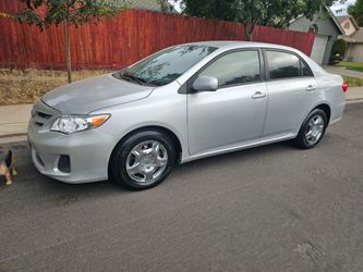 2011 toyota corolla