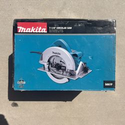 Makita 7-1/4” Circular Saw