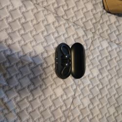 Onn Wireless Earbuds 