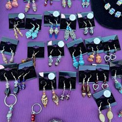 Vintage Beaded Jewelry  Earrings, Bracelet, Necklace 