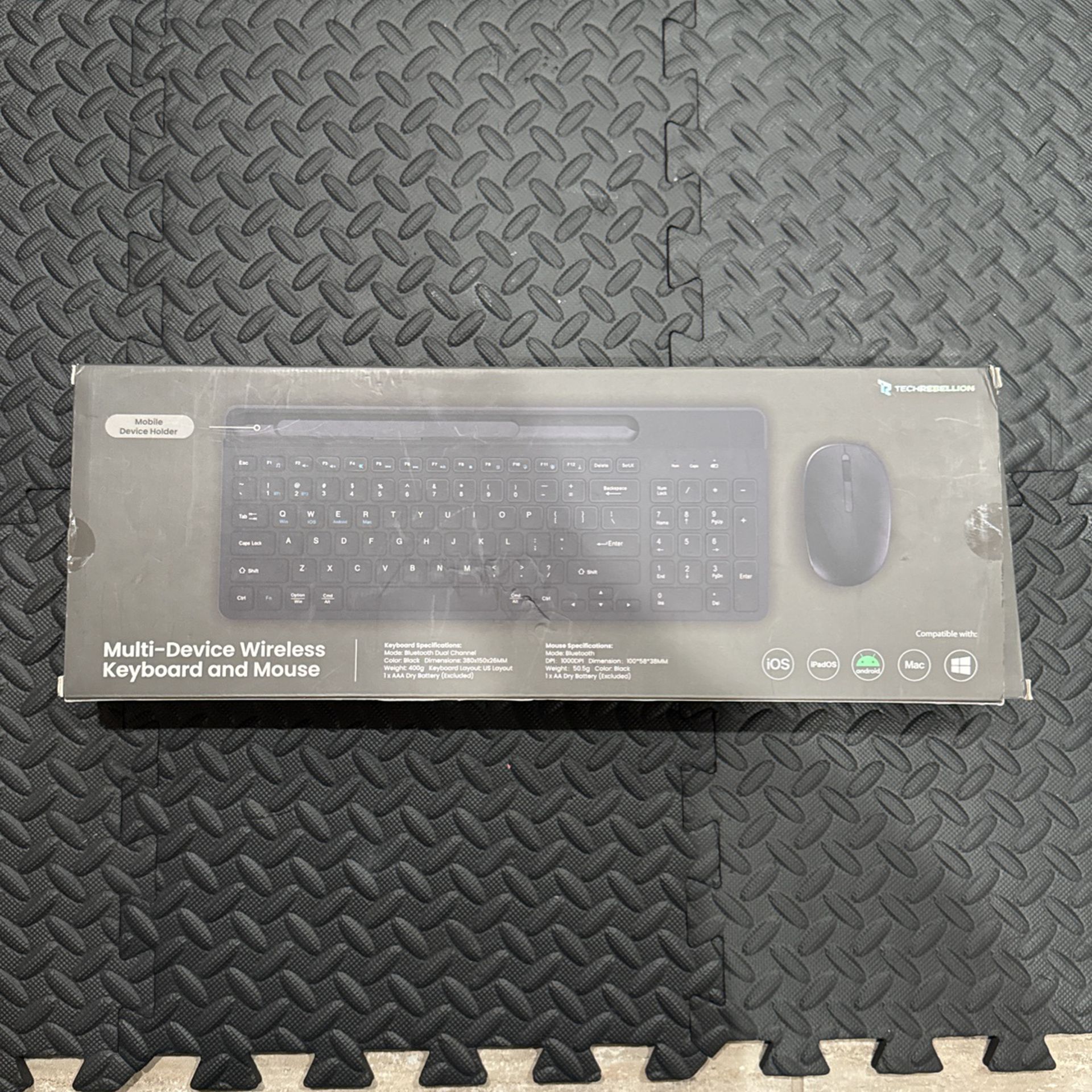 Multi-device Wireless Keyboard &mouse