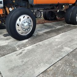 Superlifted Heavy Duty chassis with 24.5 inch semi truck wheels. Read full description