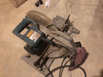 Makita compound miter saw